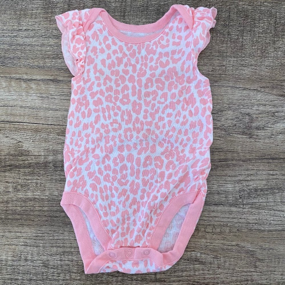 Bundles Baby Place Leopard Print Onesie Pink 3-6M